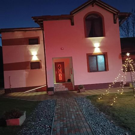 Monadin Villa Relax & Spa Săcele Buitenkant foto